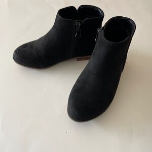 Cat & Jack Toddler Girls' Penelope Black Fashion Boots